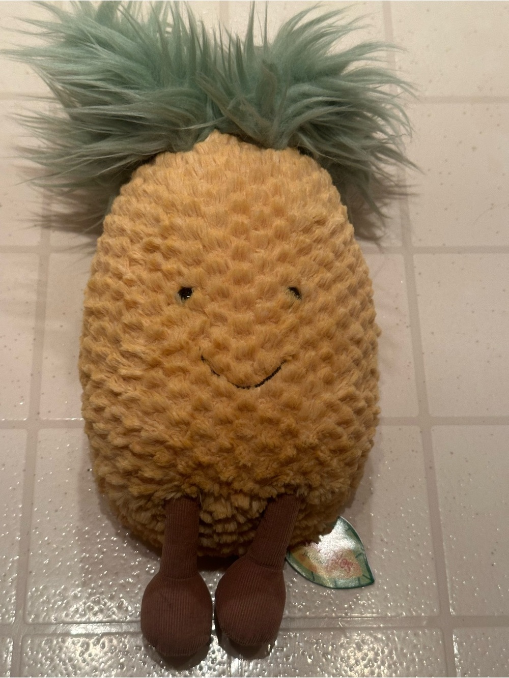 Jellycat Pineapple Stuffed Toy - Yellow with Green Top